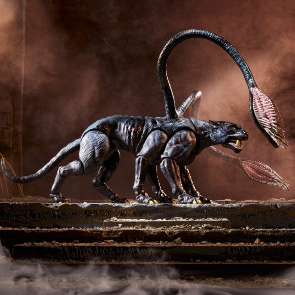 Dungeons & Dragons Golden Archive Displacer Beast Online Hot Sale