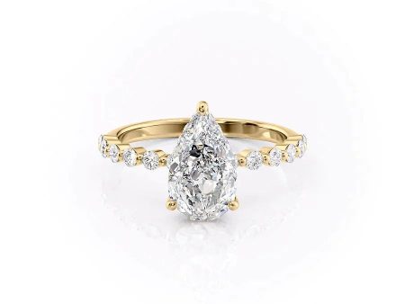 The Khloe Set With A 2.5 Carat Pear Moissanite Online Hot Sale